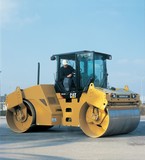 Аренда асфальтового катка 7 тонн Caterpillar CB434D XW