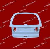 Дверь задняя (крышка багажника) Ford galaxy  (1995-2000 г.в.), из стеклопластика